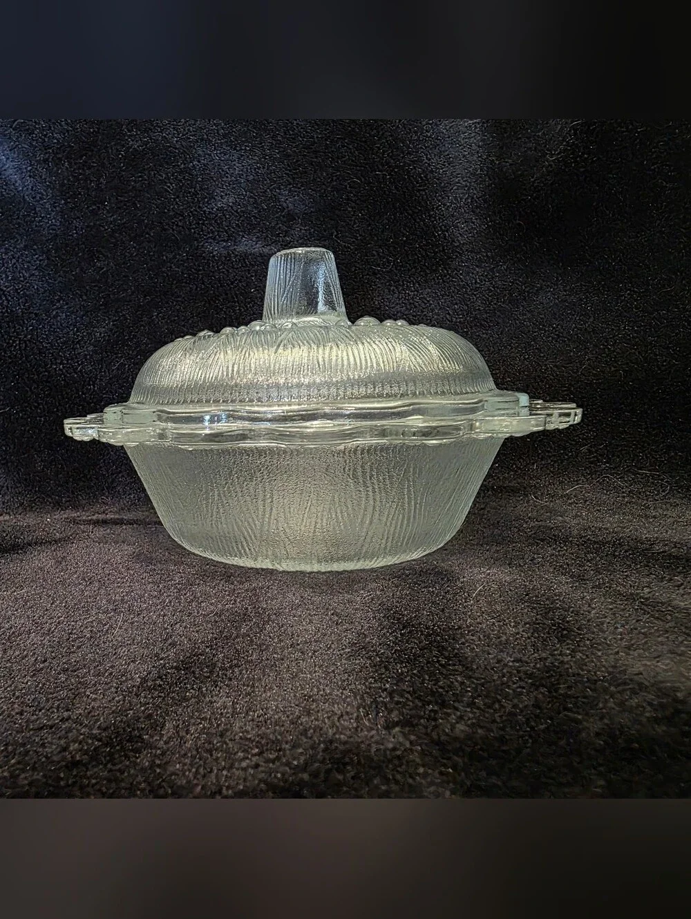 Clear Pressed Glass Round Covered Dish w Lid 6 in Diameter 2-Piece Set